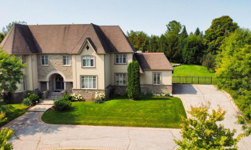 Kleinburg’s Opulent Residences: A Real Estate Agent’s Curation post thumbnail image